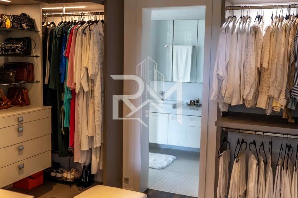 CLOSET DA SUÍTE MASTER