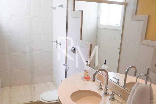 Banheiro social do primeiro pavimento