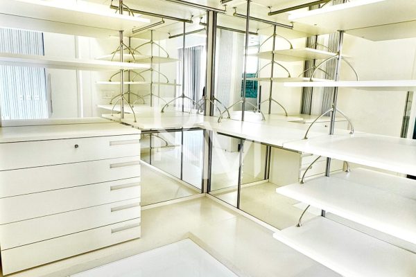 Closet da segunda suíte
