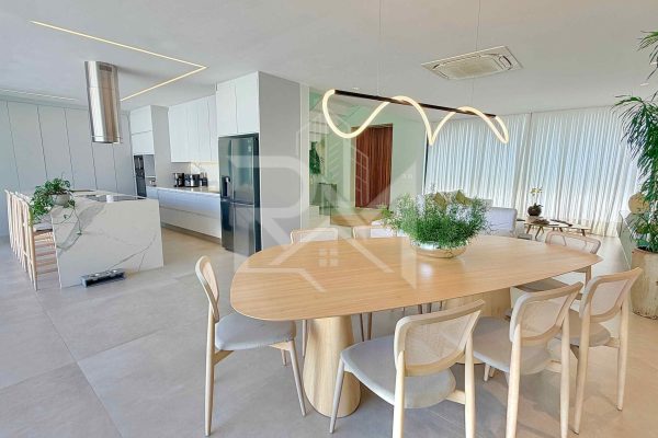 Sala com cozinha integrada