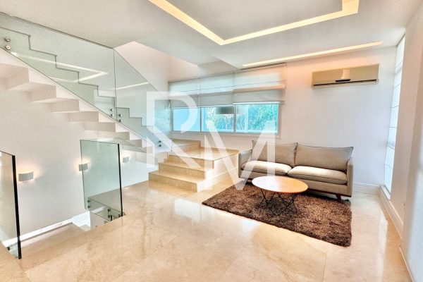 Hall segundo pavimento