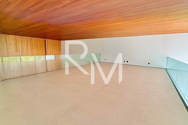 Hall segundo pavimento