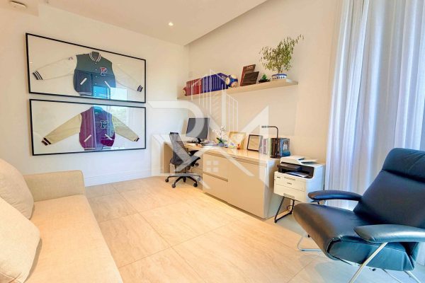 Escritório/Terceira suíte