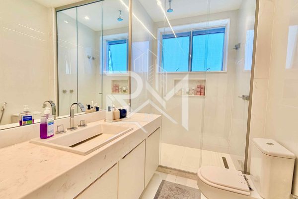 Banheiro Escritório/Terceira suíte